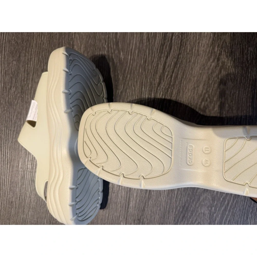 Crocs Skyline Sandal Beige LightWeight Adult Women's Size 11 NEW W/ Tags